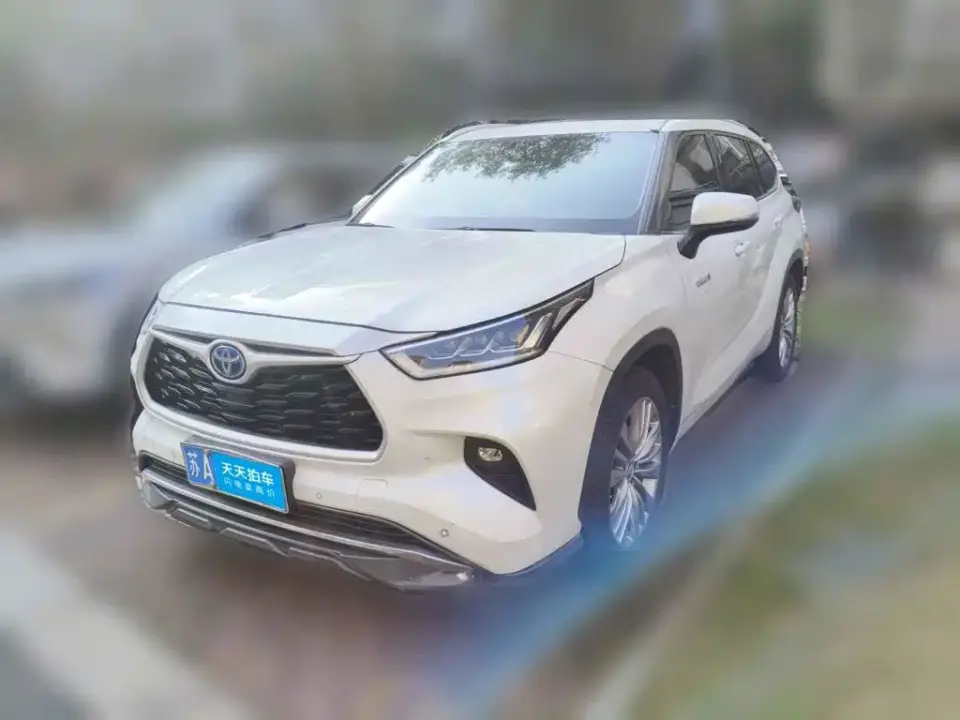 Toyota Highlander Model Dual Engine 2.5L 4WD Premium Edition 7-Seater 2022