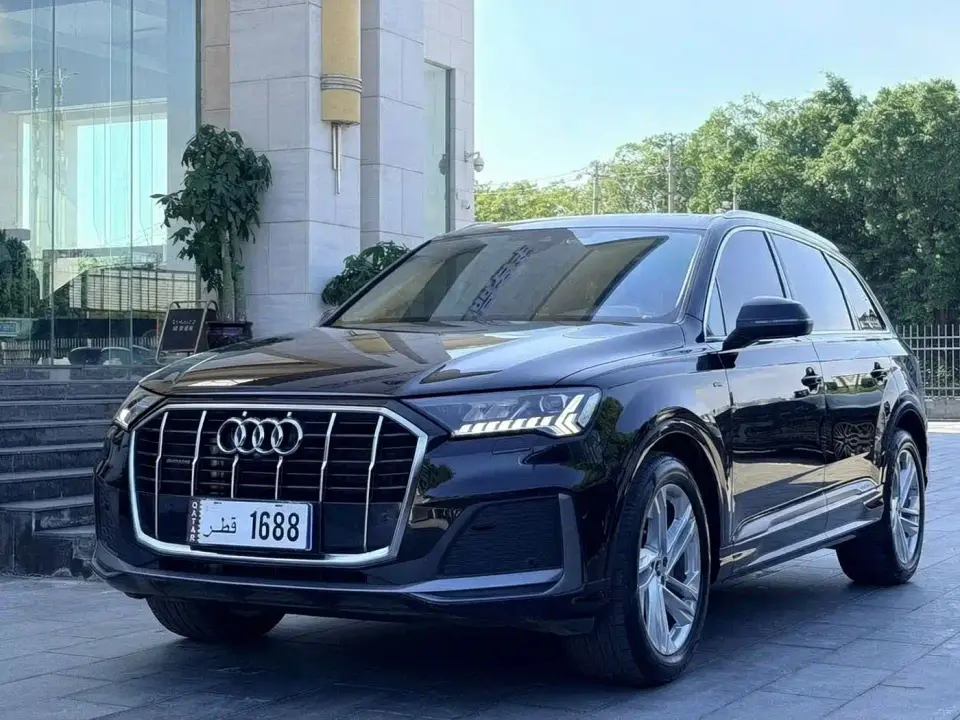 Audi Q7 45 TFSI quattro S line Sport 2024