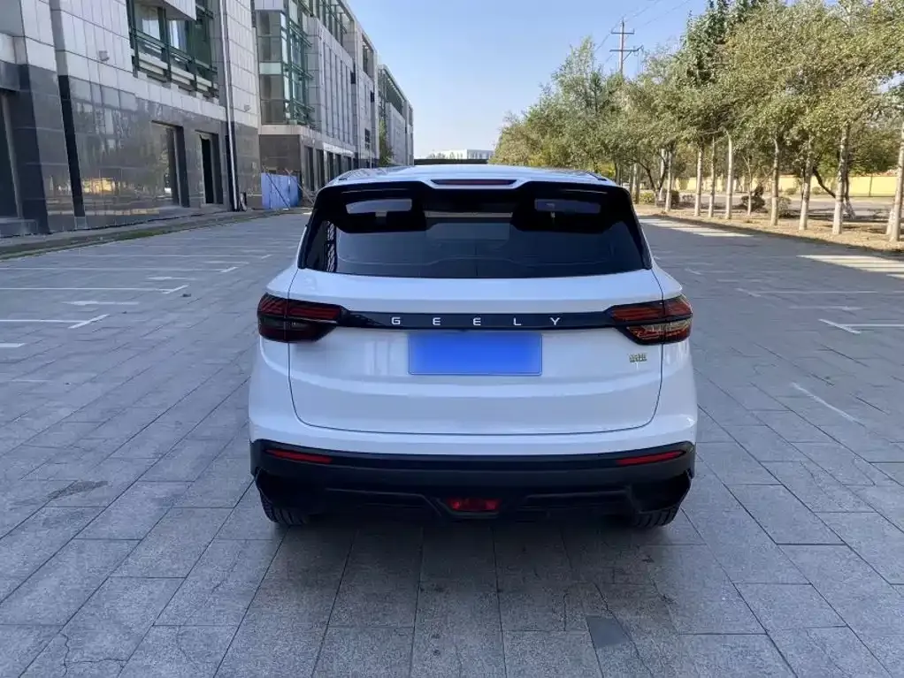 Geely Binyue 1.5L CVT Super Edition MAX 2025 — фото 10