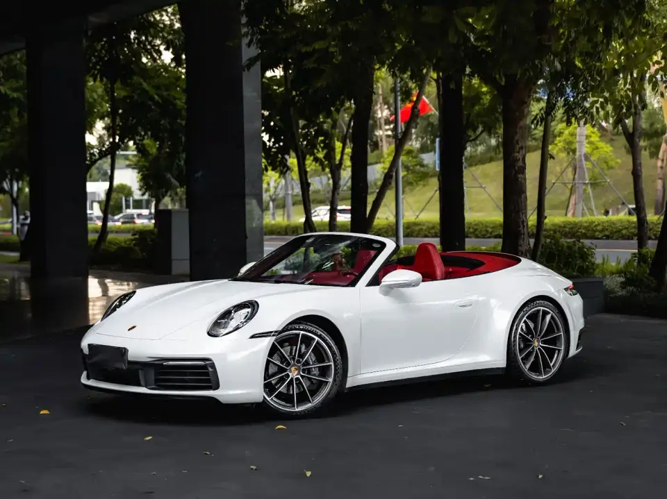 Porsche 911 Carrera Cabriolet 3.0T 2021