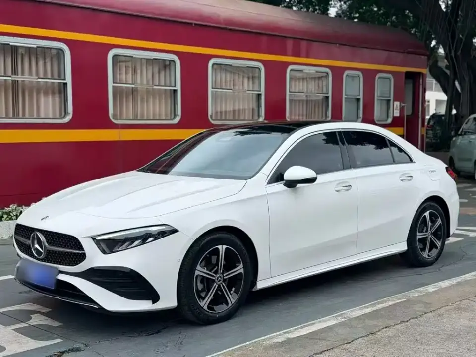 Mercedes-Benz A-Class A 200 L Fashion 2024