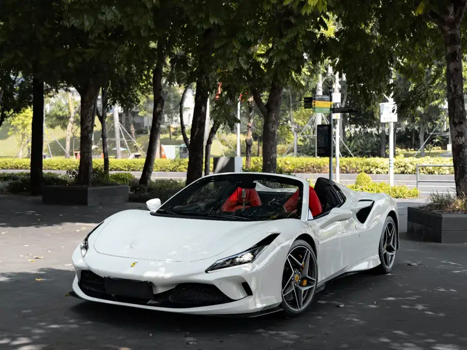 Ferrari F8 Spider 3.9T V8 2022