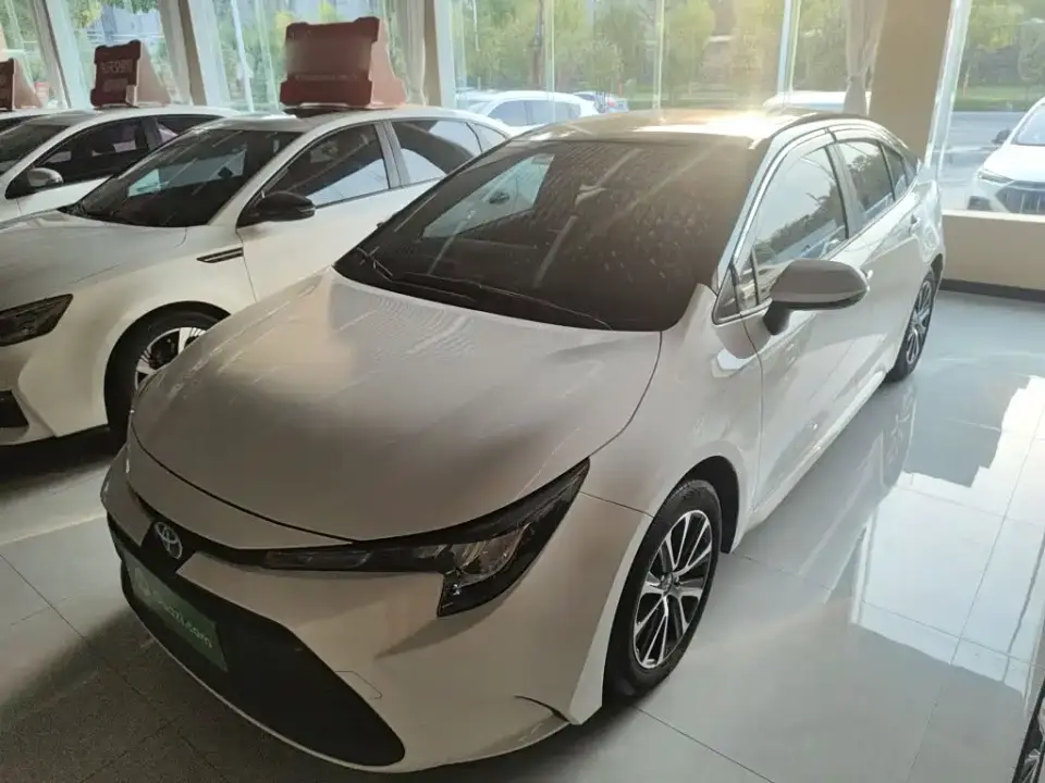 Toyota Levin Smart Hybrid 1.8L Leading Edition 2024
