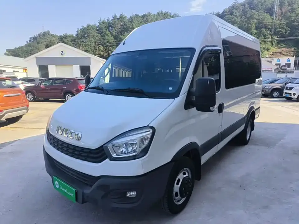 Iveco Daily 2.0T Manual Chaorui Long Wheelbase Short Overhang High Roof Sliding Door F1A 2022