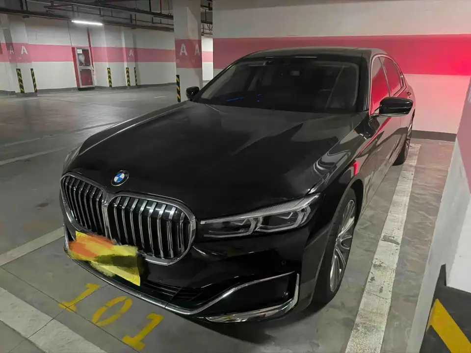 BMW 7 Series Model 740Li Leading Luxury Package 2021