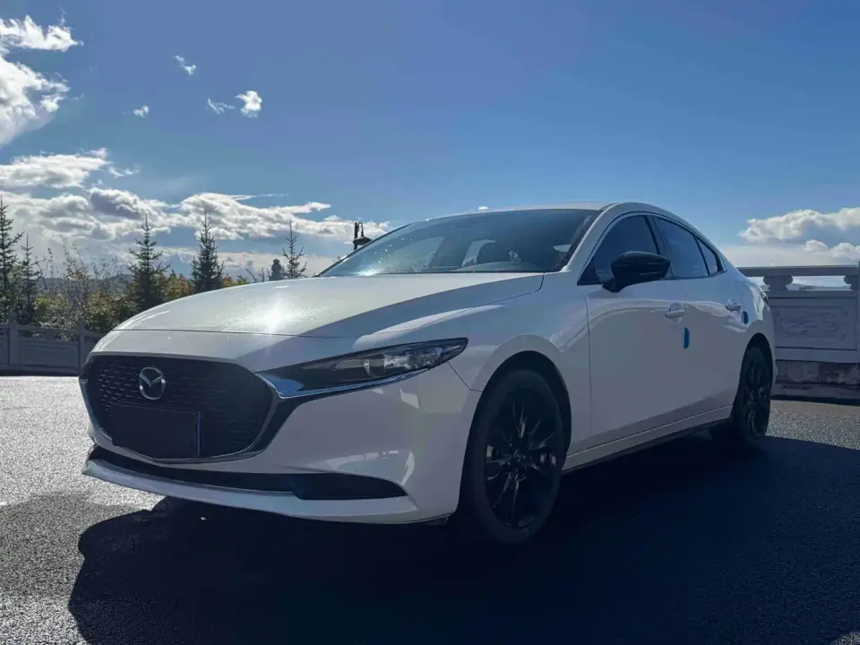 Mazda Mazda3 Axela 2.0L Automatic Elegance Edition 2022
