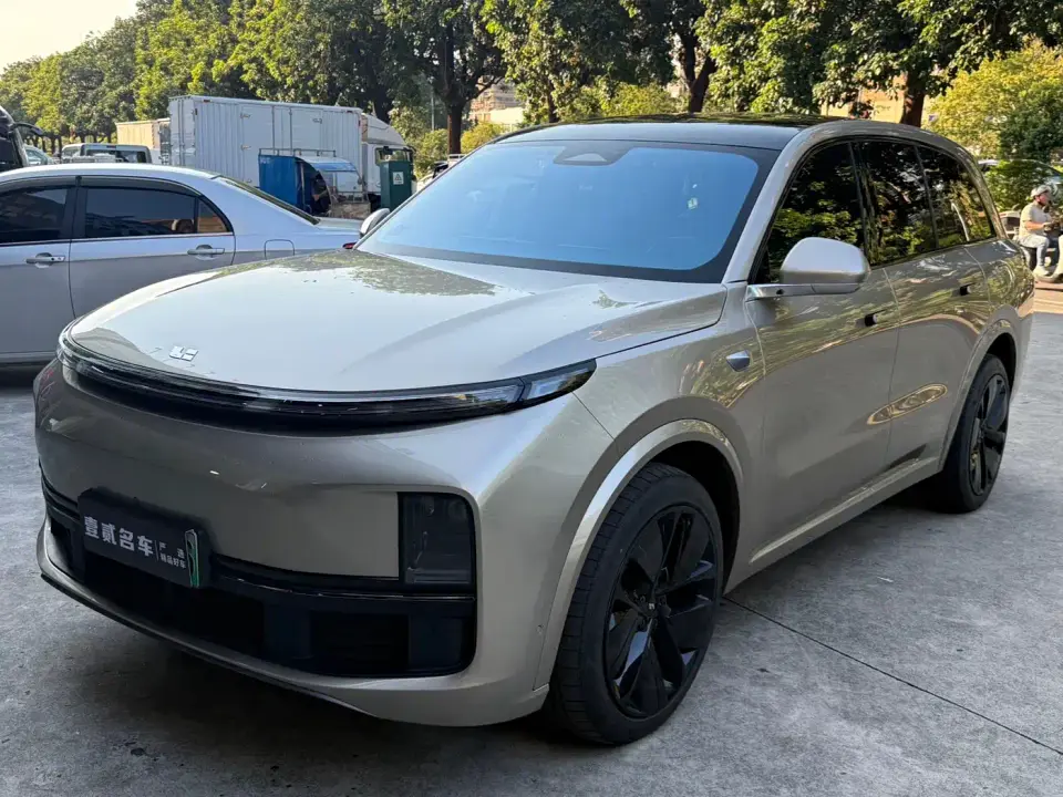 Li Auto Li L8 Air 2023