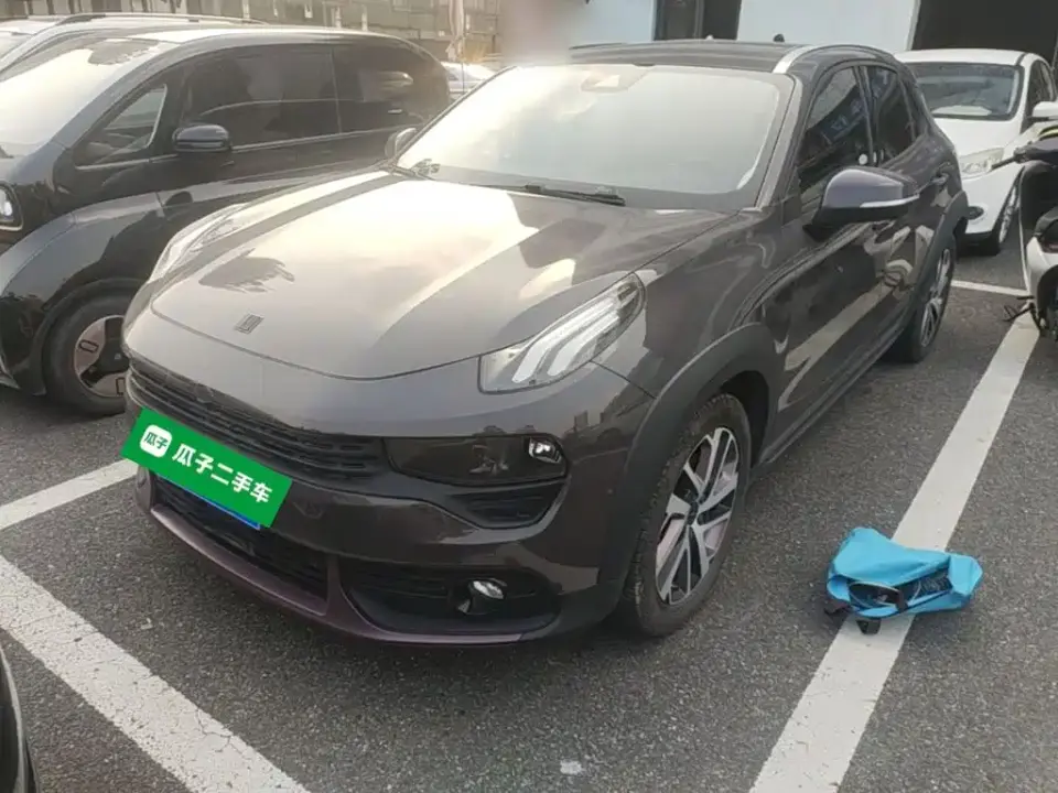 Lynk & Co 02 1.5TD DCT Shine Pro 2022