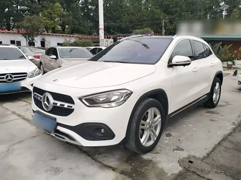 Mercedes-Benz GLA-Class GLA 180 2021