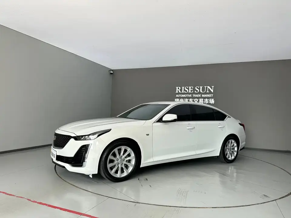 Cadillac CT5 28T Fashion Edition 2022