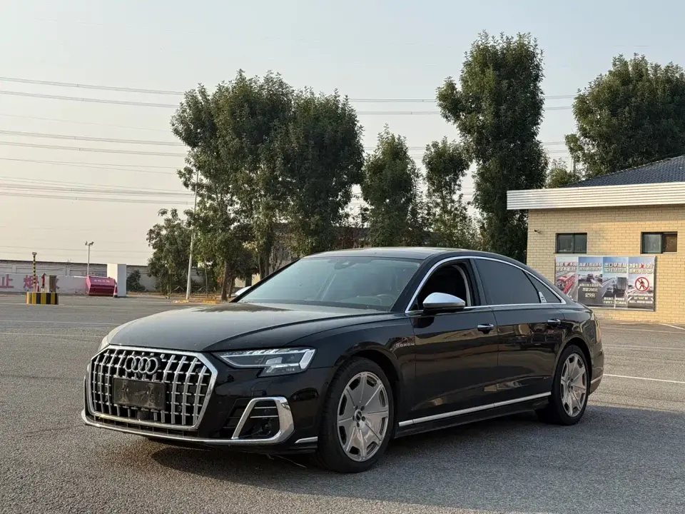 Audi A8 Model A8L 50 TFSI quattro Premium Selection 2024