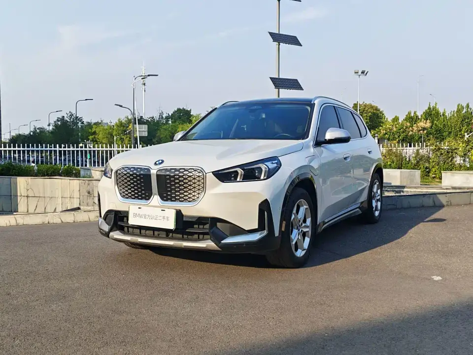 BMW iX1 eDrive25L M Sport Package 2024
