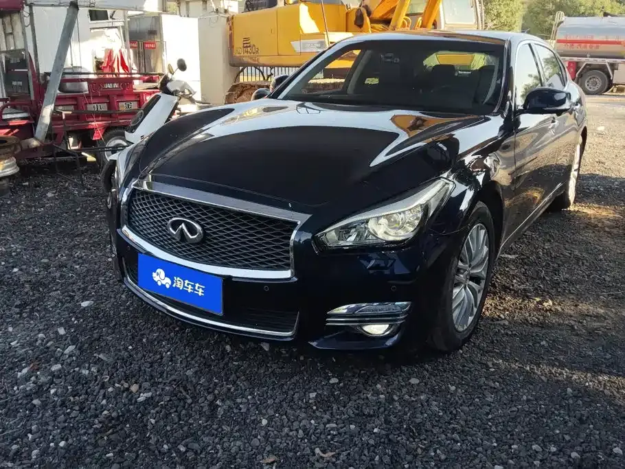 Infiniti Q70 Q70L 2.0T Luxury Edition PLUS 2020