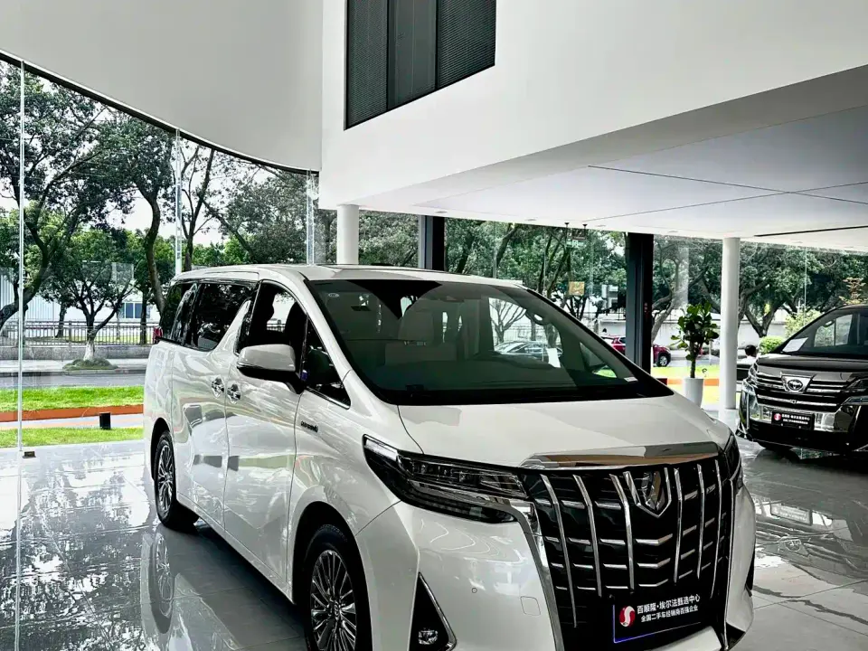Toyota Alphard Hybrid 2.5L Premium 2021