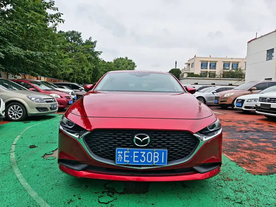 Mazda Mazda3 Axela 1.5L Automatic Sunroof Edition 2021