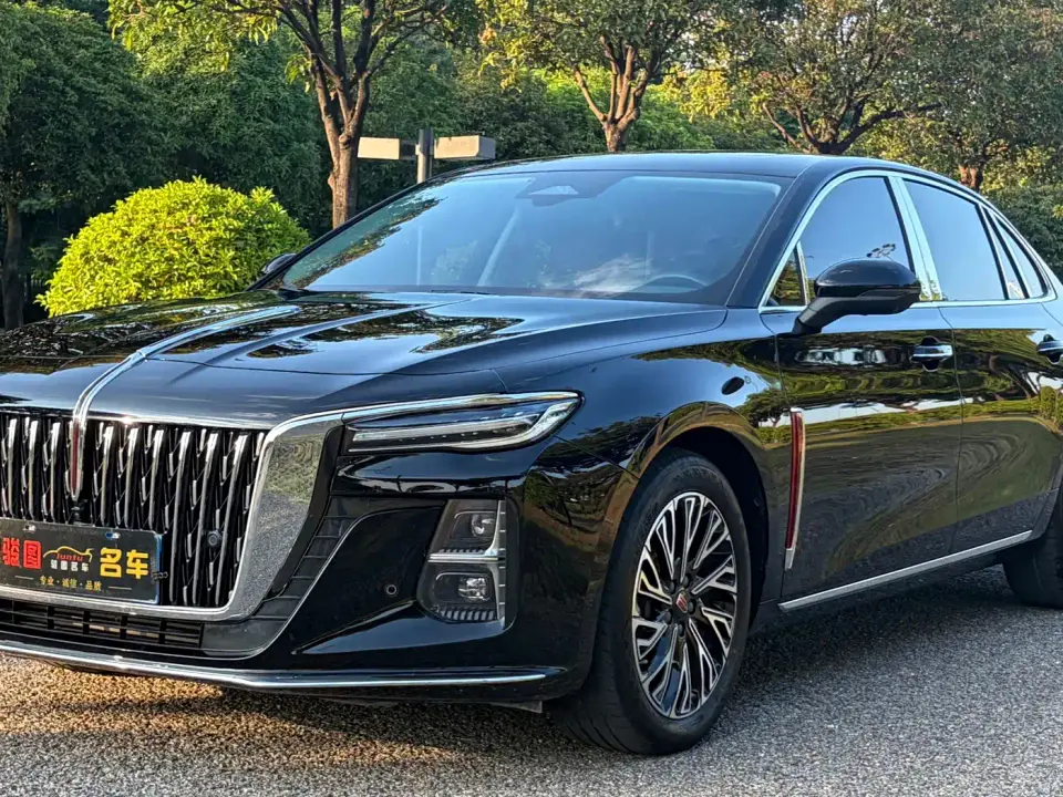 Hongqi H5 2.0T Automatic Smart Connect Flag Smooth Edition 2024