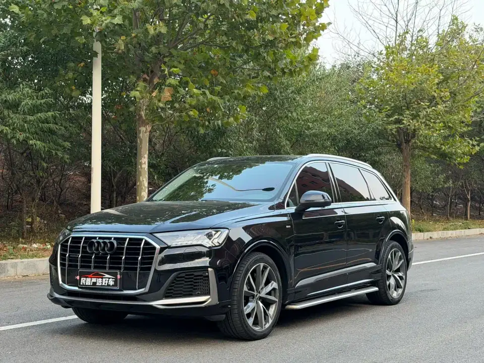 Audi Q7 55 TFSI quattro S line Sport 2021