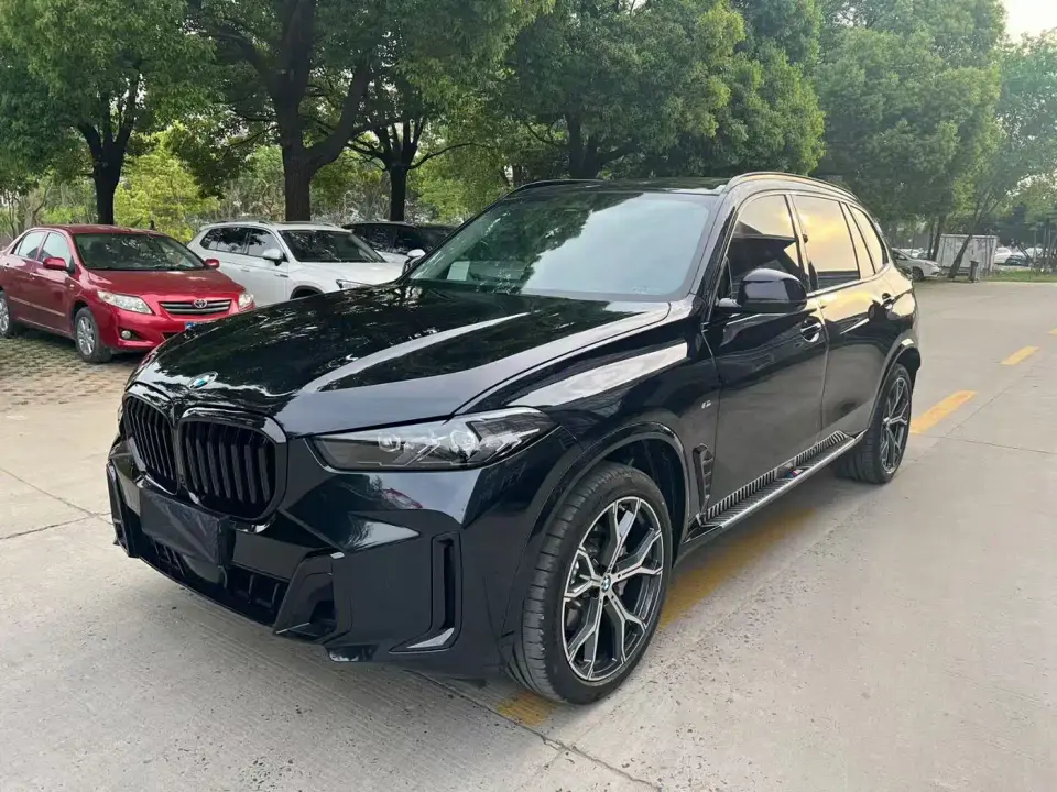 BMW X5 xDrive 30Li Premium M Sport Package 2024