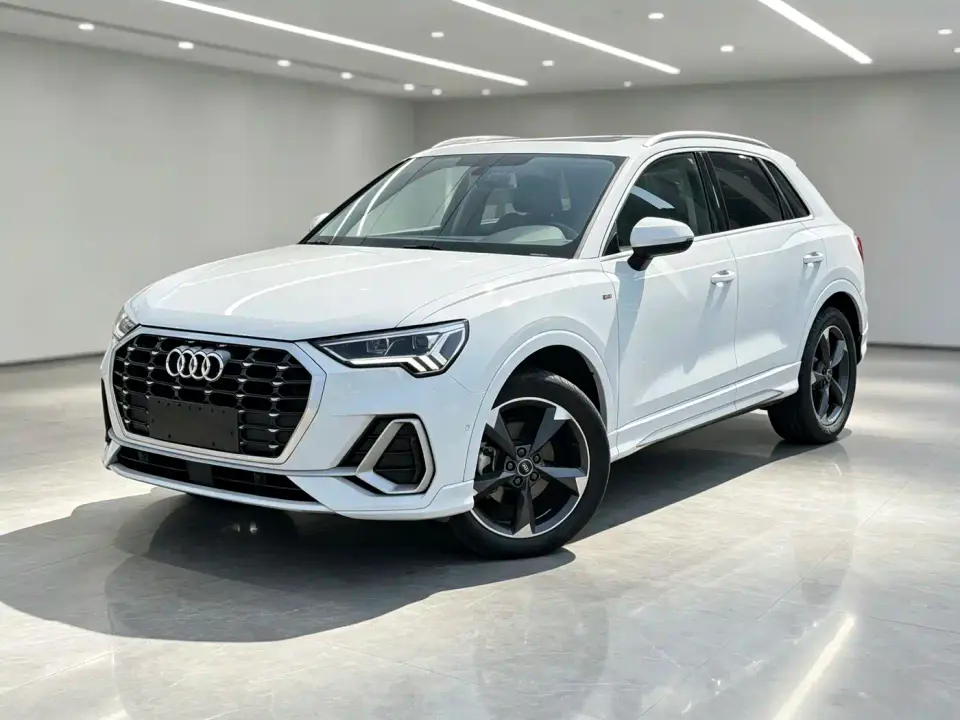 Audi Q3 35 TFSI Fashion Dynamic 2022