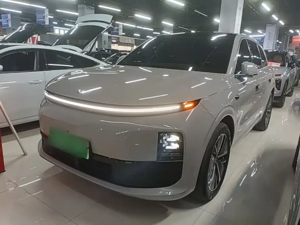 Li Auto L6 Pro 2024