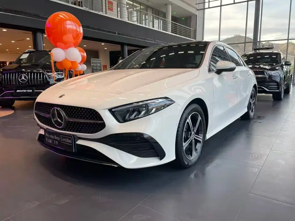 Mercedes-Benz A-Class A 200 L Fashion Edition 2025