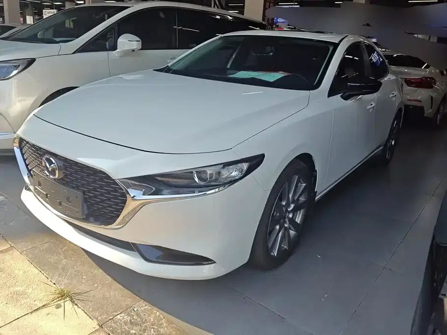 Mazda Mazda3 Axela 2.0L Automatic Quality Shine 2021