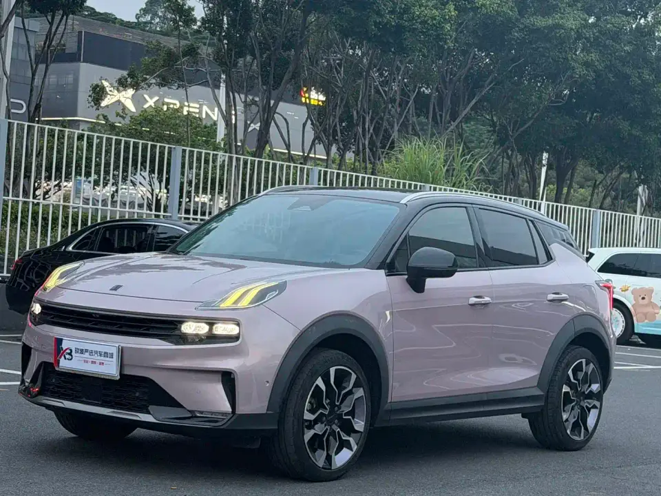 Lynk & Co 06 1.5T Shero Pink Special Edition 2022