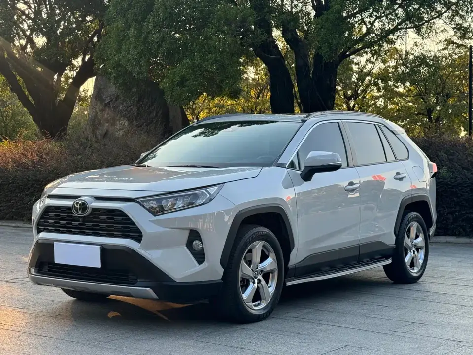 Toyota RAV4 Rongfang 2.0L CVT 2WD Trend PLUS 2021
