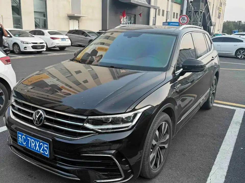 Volkswagen Tiguan L 330TSI Auto 2WD R-Line Premium Edition 2022