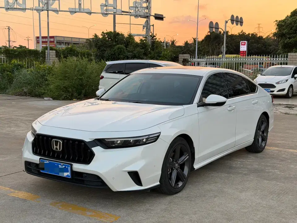 Honda Inspire 260TURBO Elegant Edition 2024