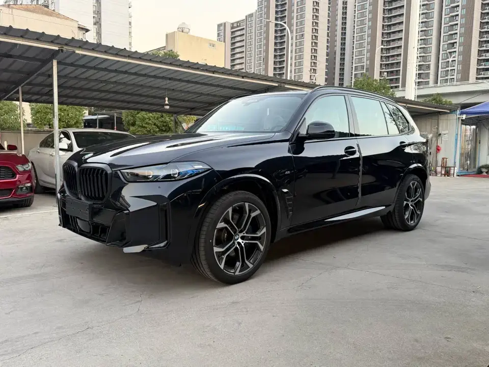 BMW X5 xDrive 40Li M Sport Night Edition Package 2026