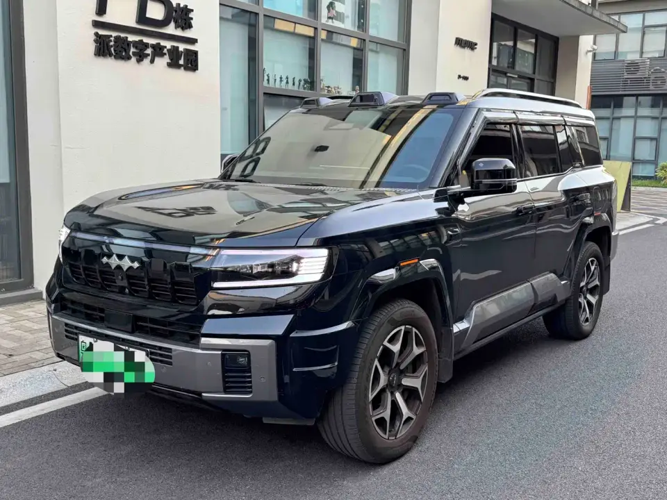 Fangchengbao Leopard 8 Zhiyong Flagship 7-Seater 2025