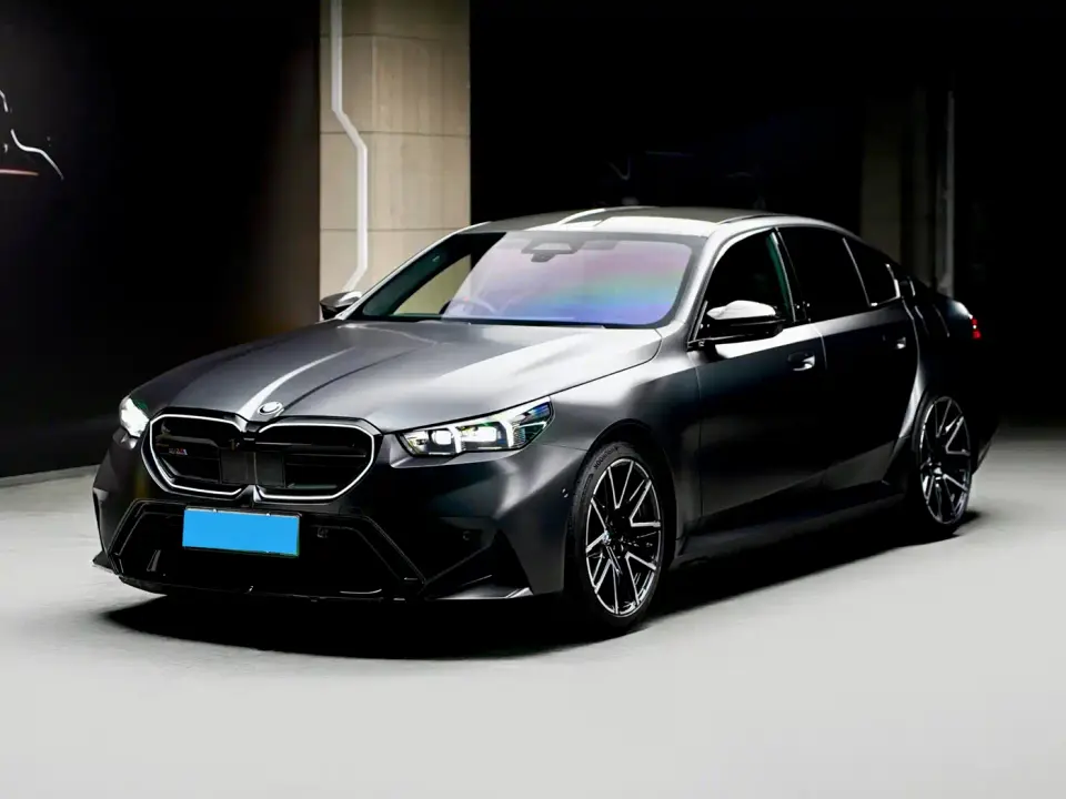 BMW M5 New Energy M5 2025