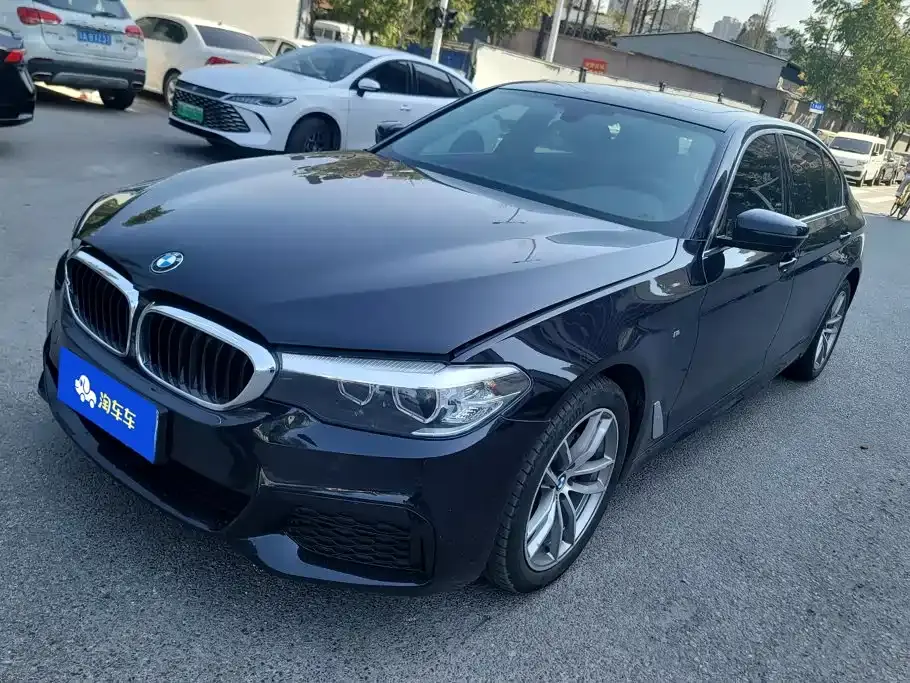 BMW 5 Series 525Li M Sport Package 2020