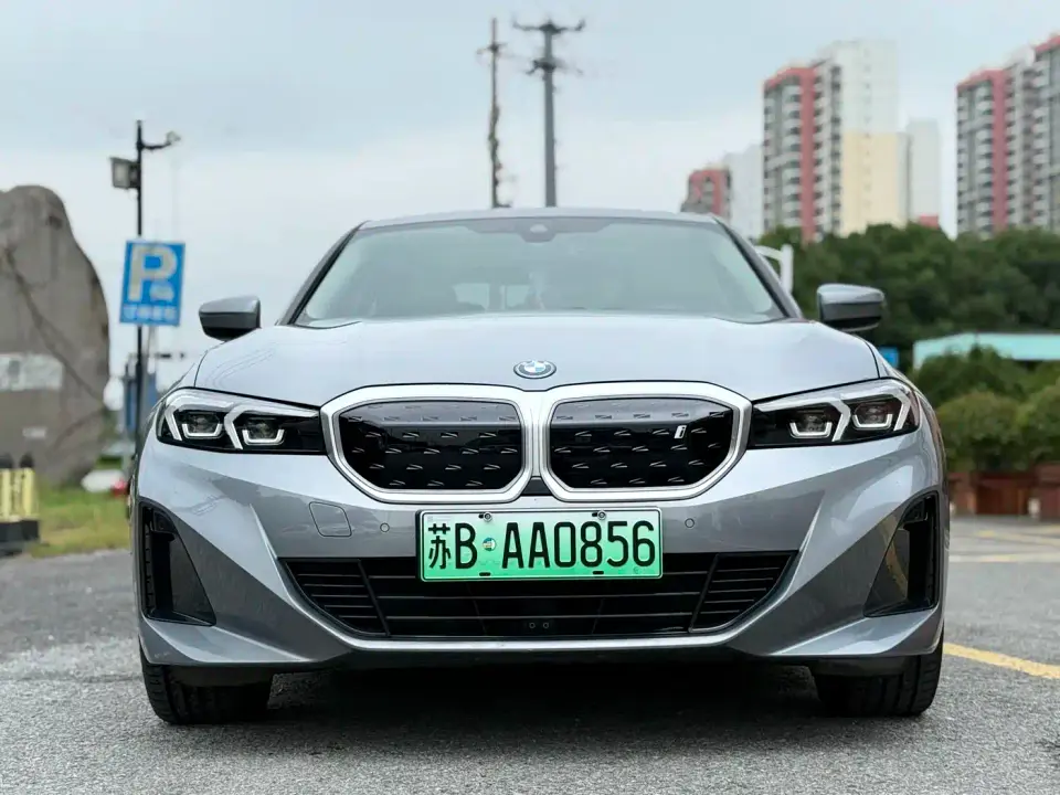BMW i3 eDrive 35 L 2024