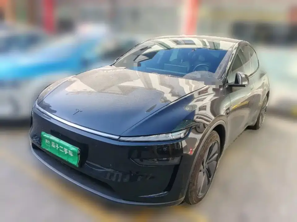 Tesla Model Y Rear-Wheel Drive 2026