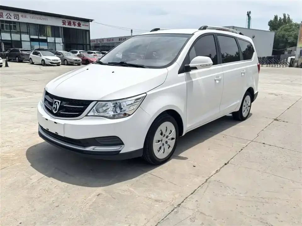 Baojun 730 1.5L Manual Premium 7-Seater (China V) 2019