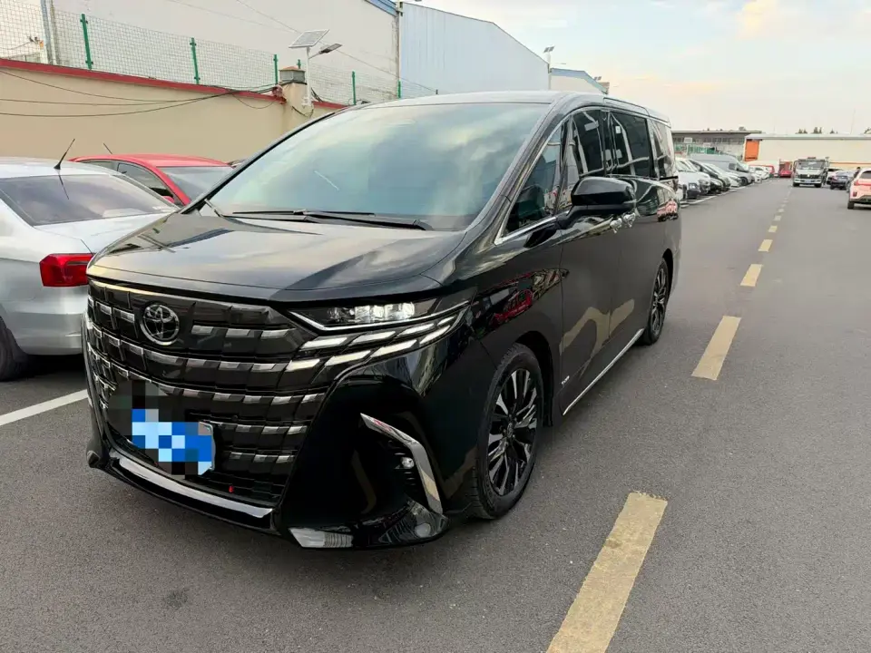Toyota Alphard Hybrid 2.5L Ultimate Enjoyment Edition 2025