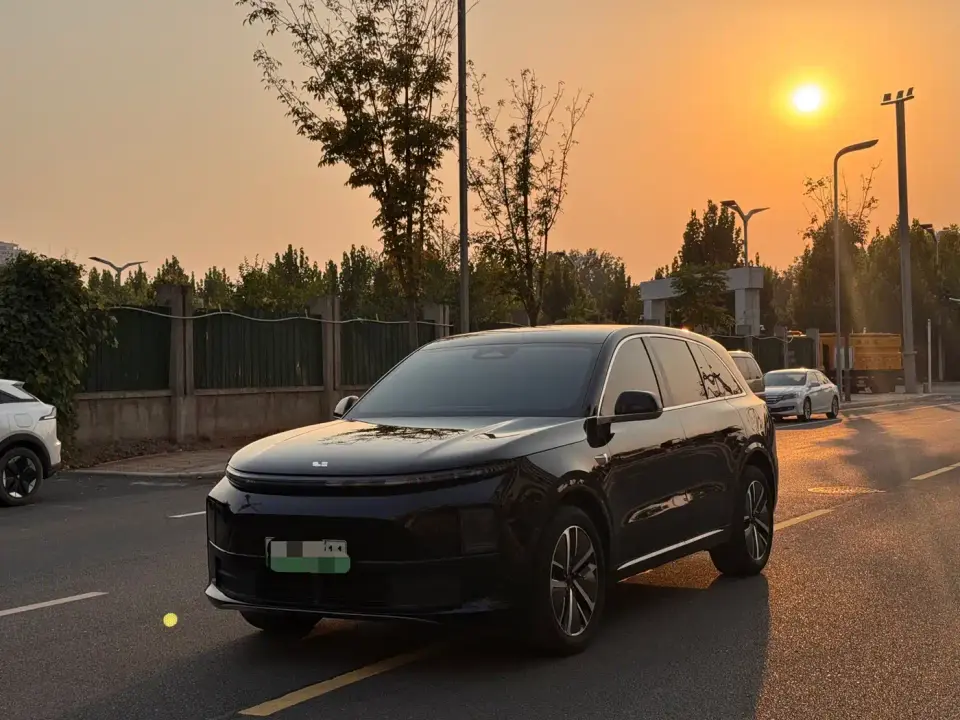 Li Auto L6 Pro 2024