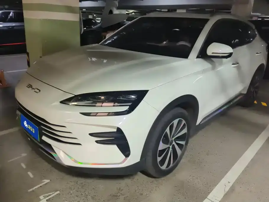 BYD Song PLUS PHEV Champion Edition DM-i 110KM Flagship PLUS 2023