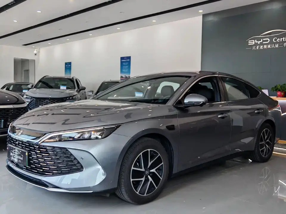 BYD Qin L DM-i Smart Drive Edition 120KM Leading 2025
