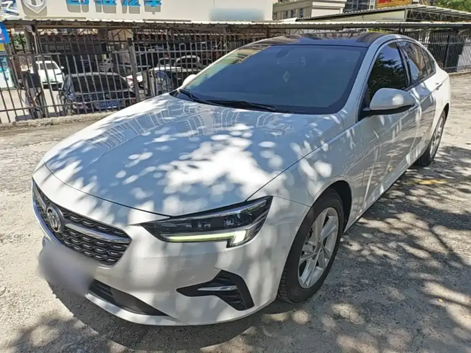 Buick Regal 552T Luxury 2021