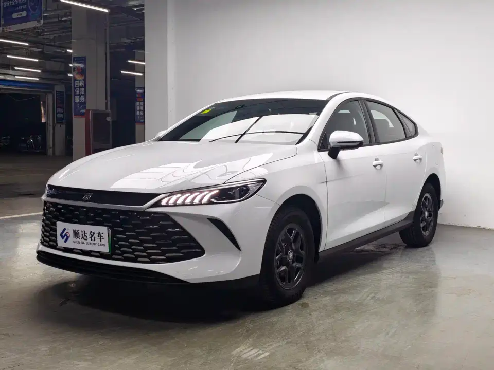 BYD Qin PLUS DM-i Smart Edition 128KM Progressive 2026