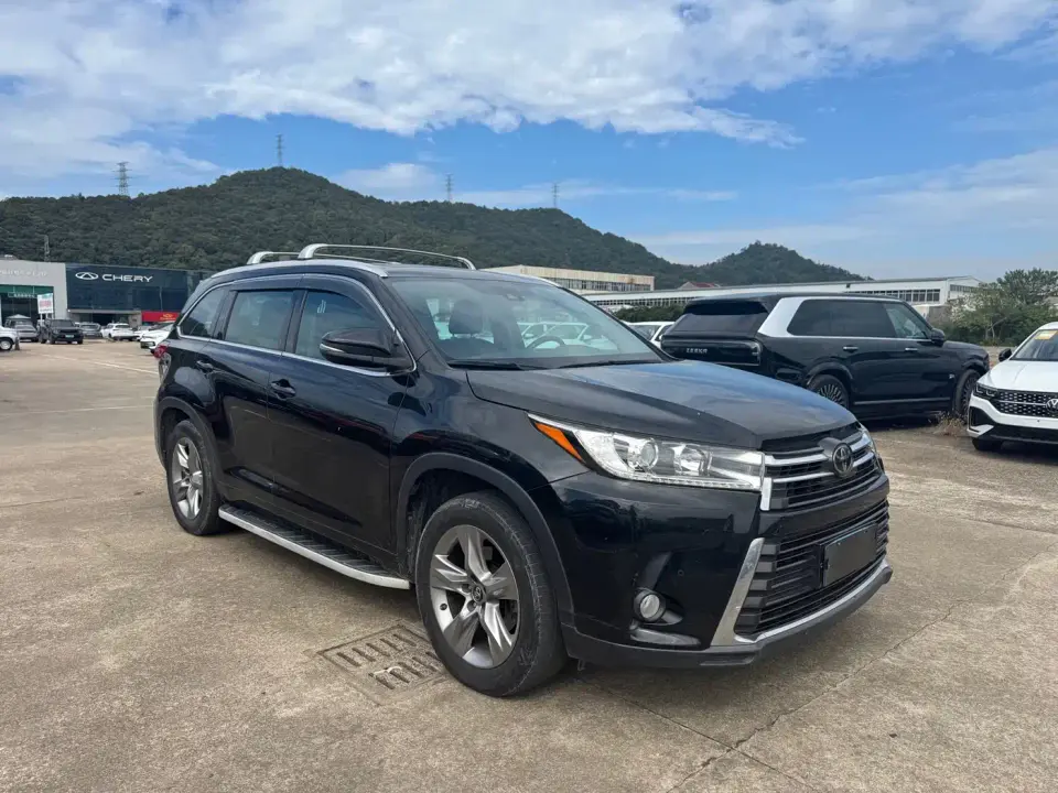 Toyota Highlander 2.0T 4WD Premium 7-seater China VI 2020