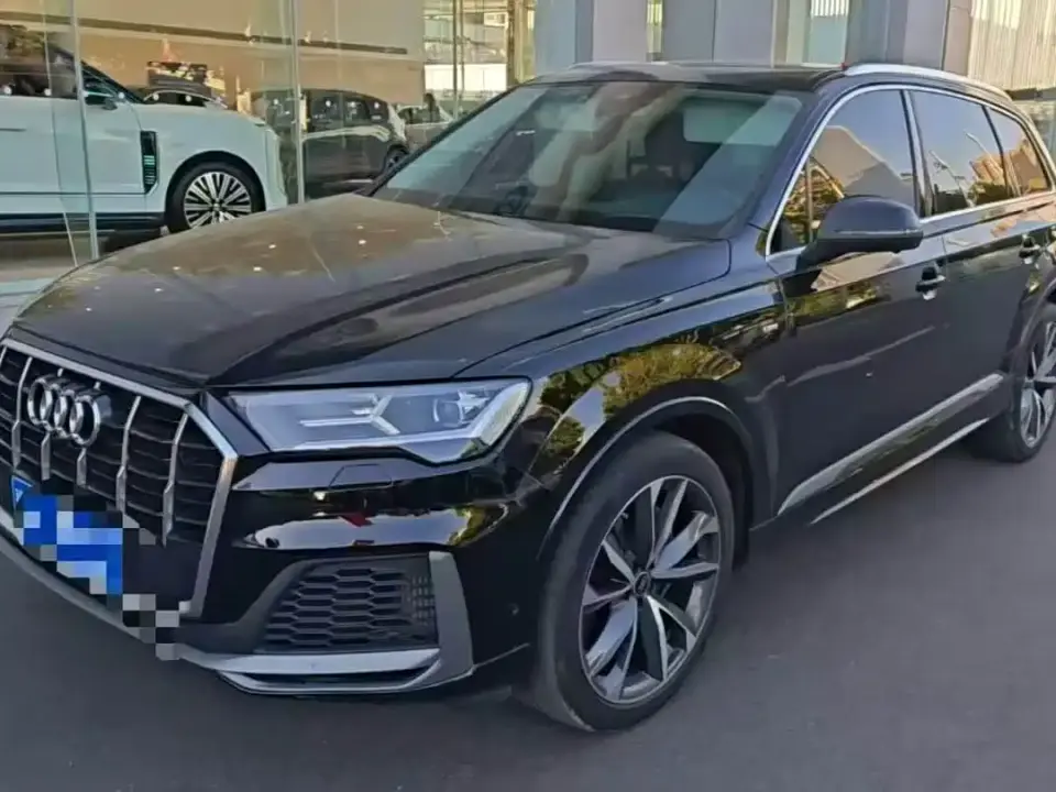 Audi Q7 55 TFSI quattro S line Sport 2023