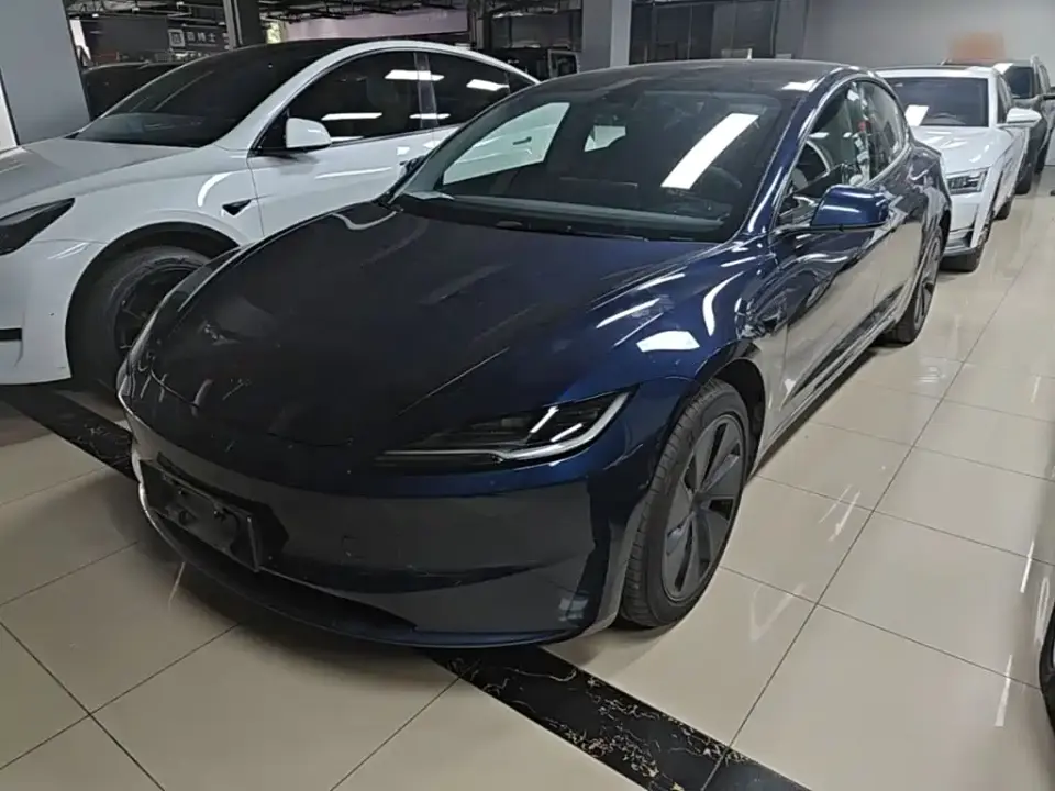 Tesla Model 3 Model Year Facelift Rear-Wheel Drive 2026