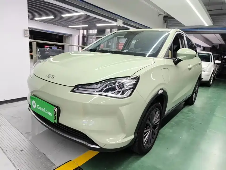 Neta Nezha V Trend 400 Lite 2022