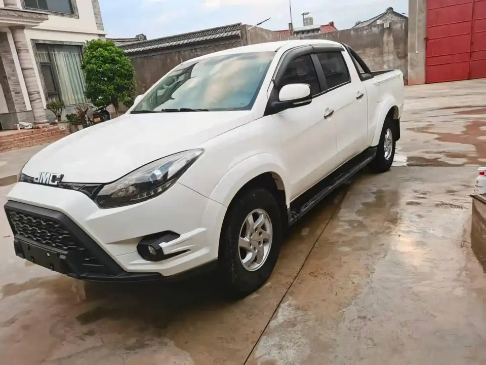 Jiangling Yuhu 5 2.4T Classic Diesel Manual 4WD Ultra Luxury Long Wheelbase JX4D24A5L 2019