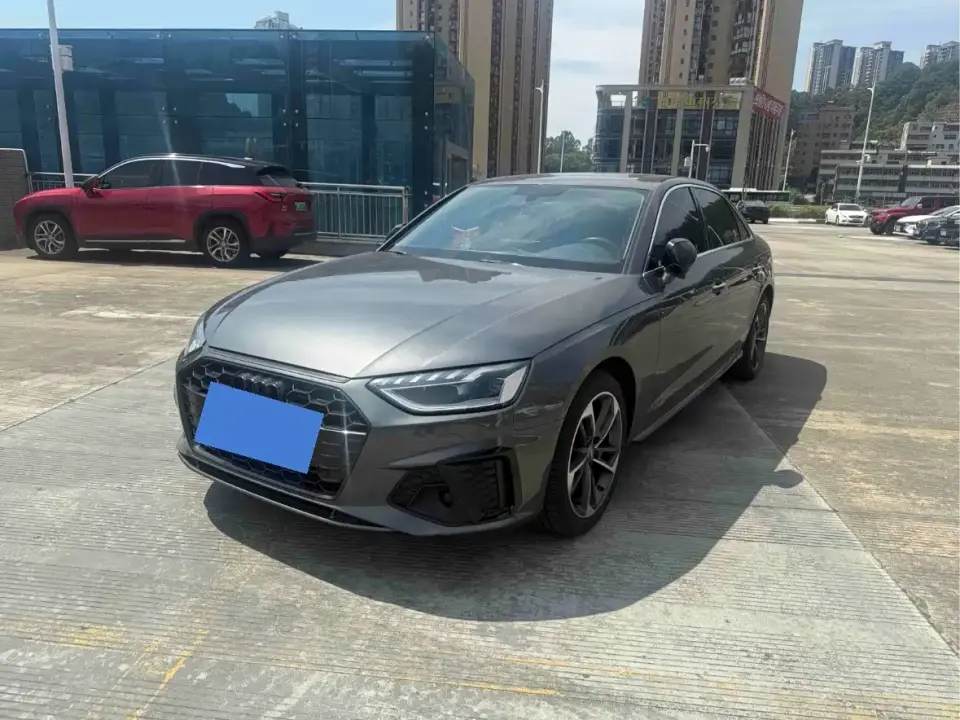Audi A4L 40 TFSI Fashion Dynamic Edition 2021