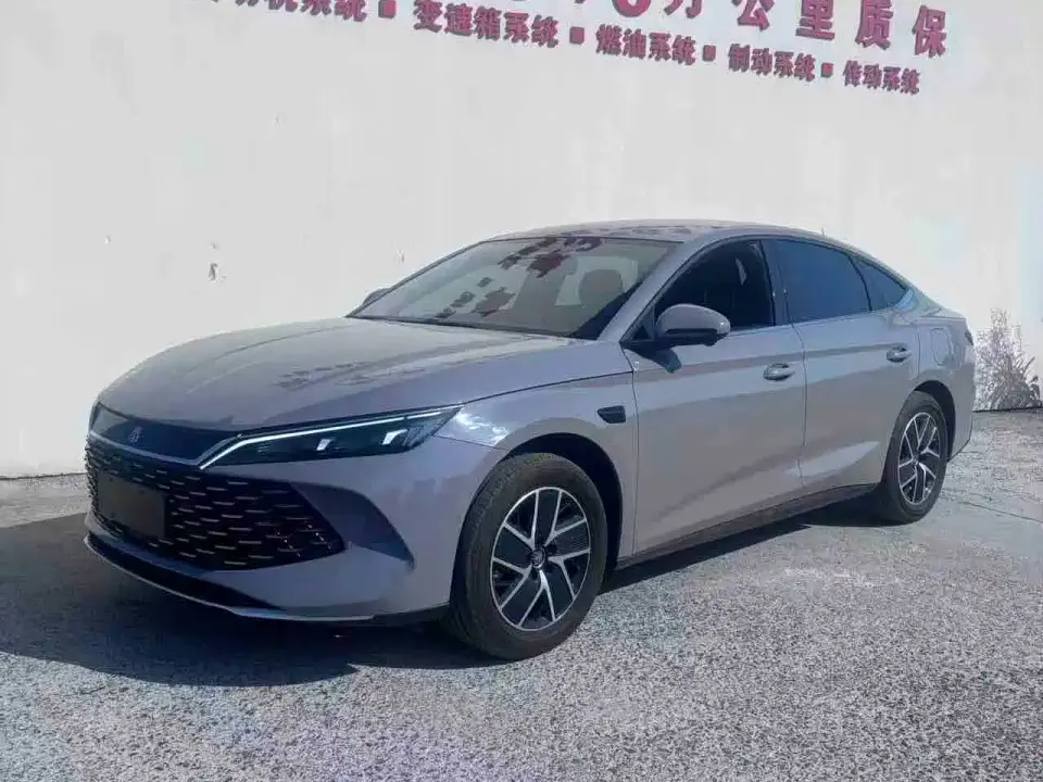 BYD Qin L DM-i Smart Drive Edition 120KM Leading 2025